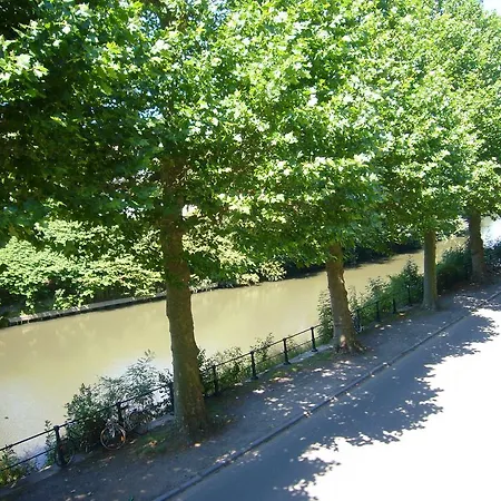 فندق مبيت وإفطار Engelen Aan De Waterkant